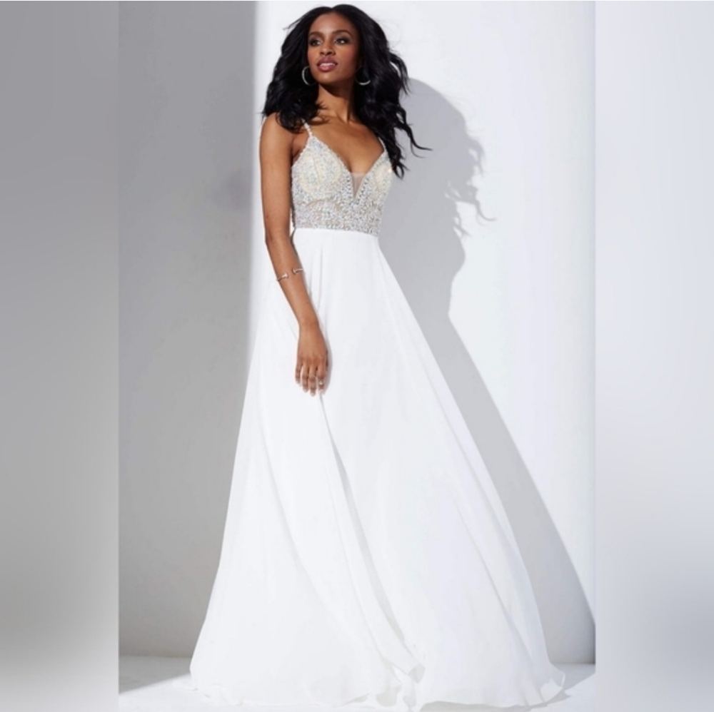 ​JVN by Jovani White Gold Beaded Bodice Chiffon Formal Prom Gown NWT Size 12